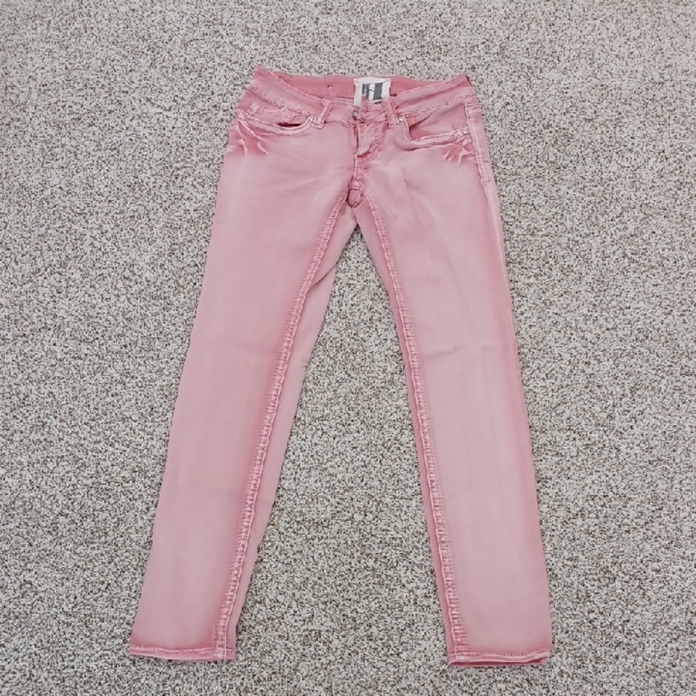 Trademark Women’s Pink Slim Fit Jeans Size 26